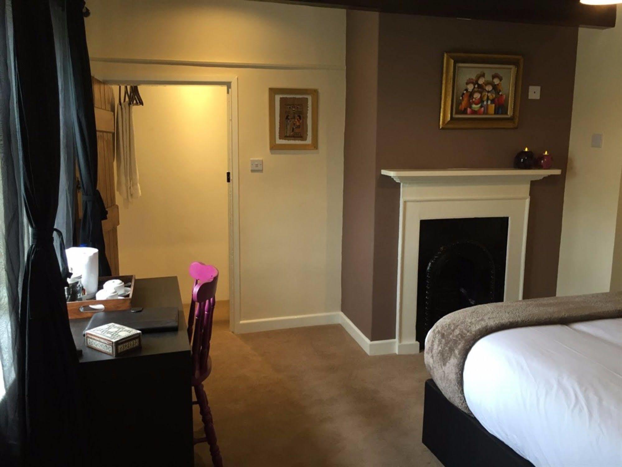 Hotel The Wheatsheaf Mundesley Esterno foto